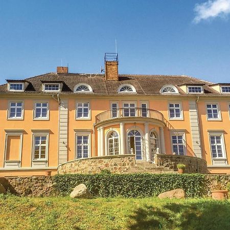 Herrenhaus Luebbenow Ngoại thất bức ảnh