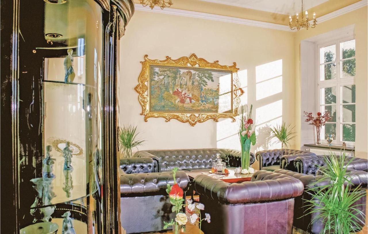 Herrenhaus Luebbenow Ngoại thất bức ảnh