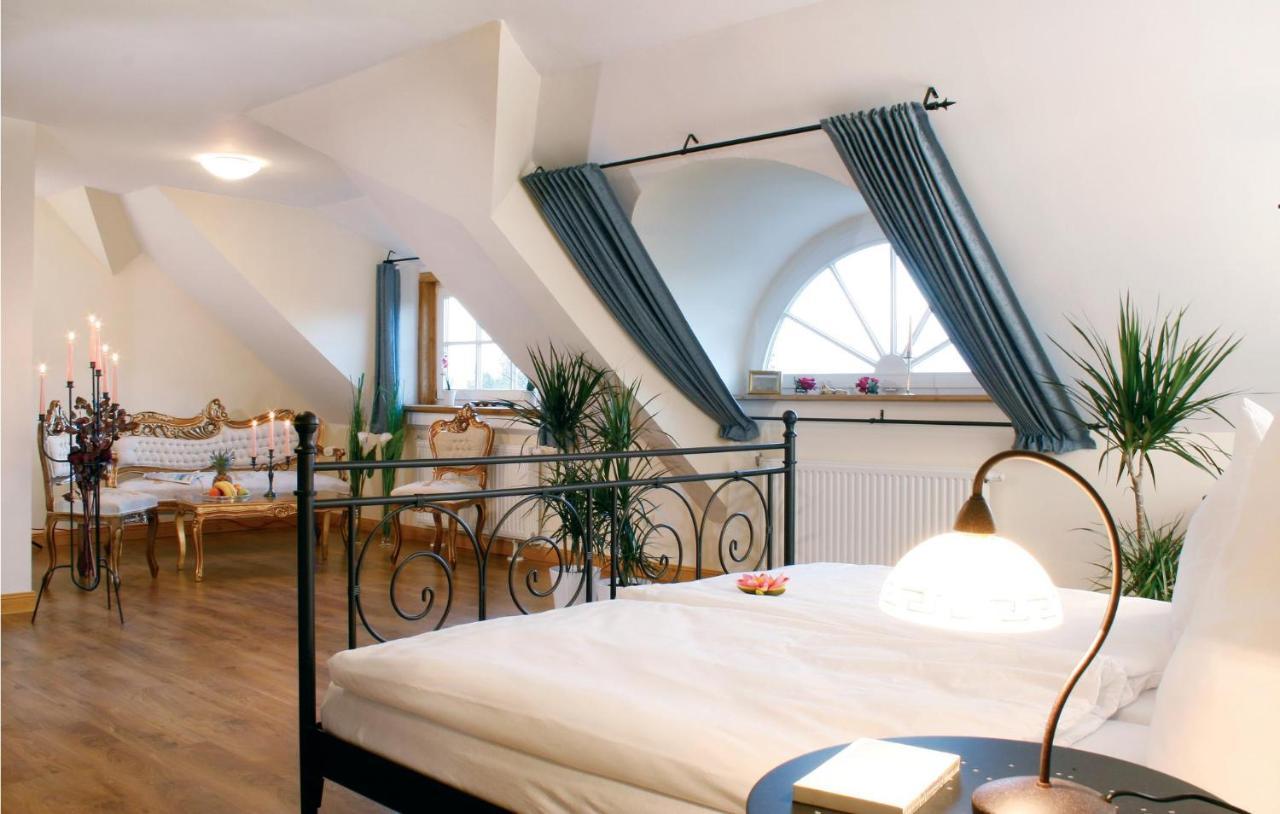 Herrenhaus Luebbenow Ngoại thất bức ảnh