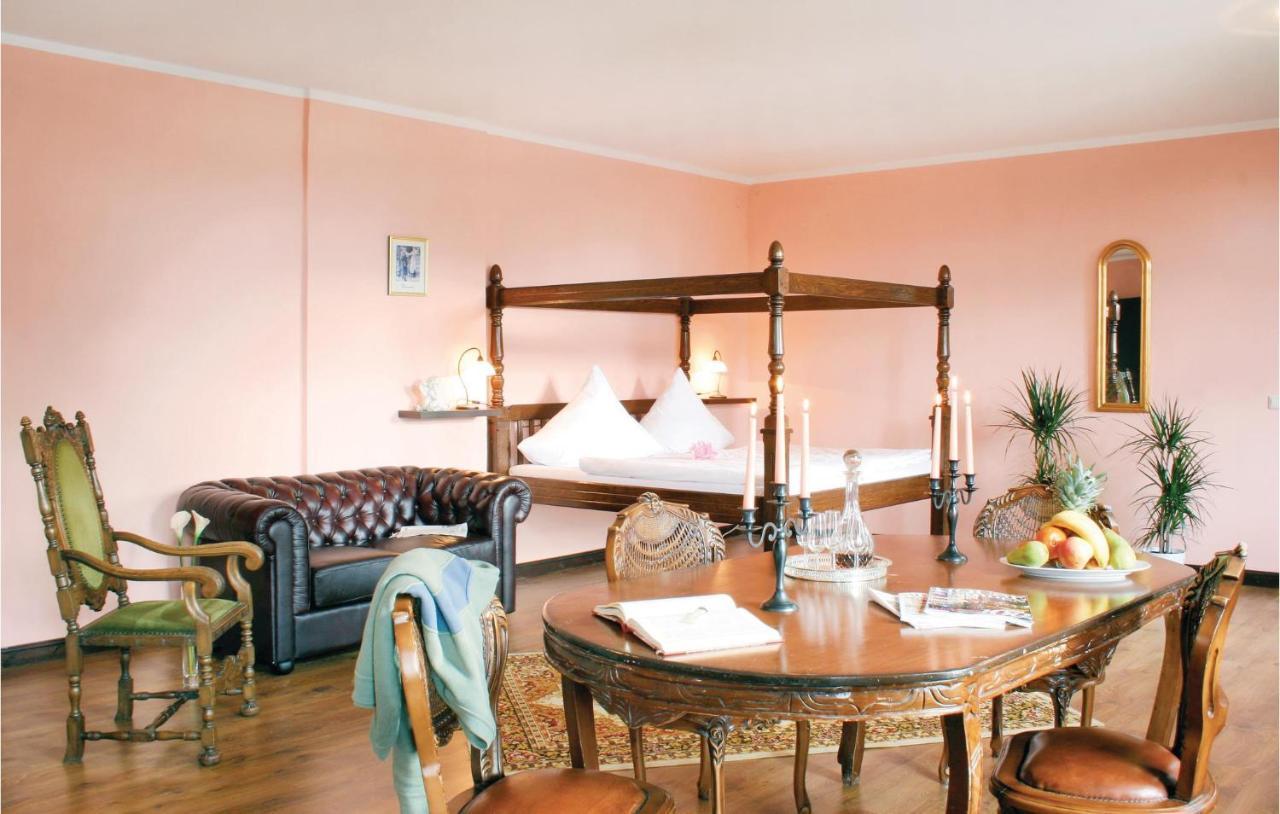 Herrenhaus Luebbenow Ngoại thất bức ảnh